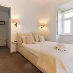 Chiado Prime By Homing