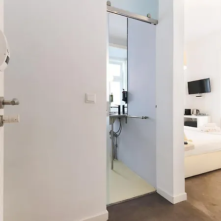 Chiado Prime By Homing Πανσιόν 3*